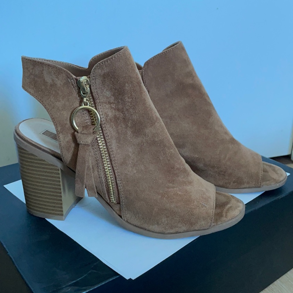 Forever 21 Faux Suede Booties